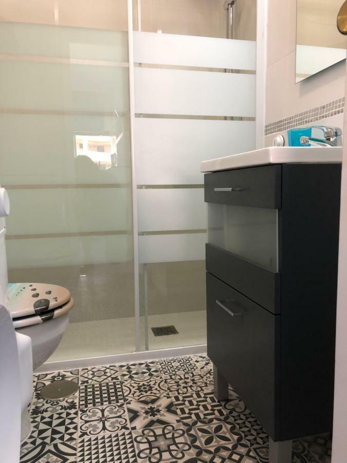 شقة Magnificent Studio With A Terrace Overlooking The Sea! بويرتو ذي لا كروز المظهر الخارجي الصورة